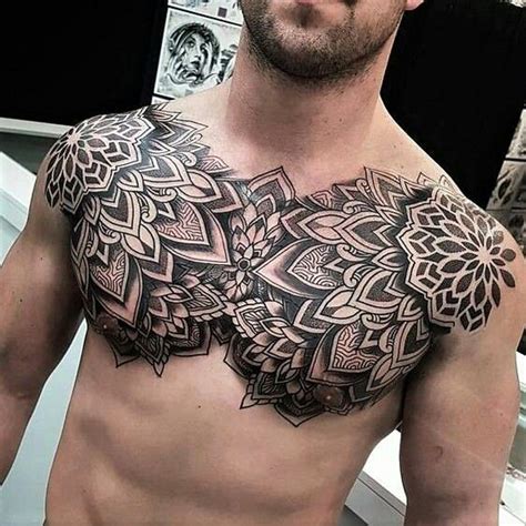 tatuajes en el pecho y brazo para hombres|Tatuajes de hombre en el pecho